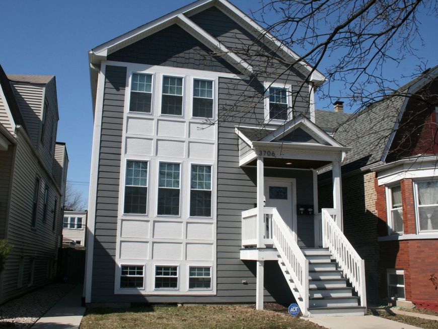 Main Photo