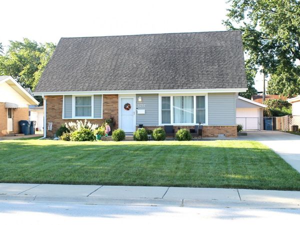 5237 Pleasant Lane , Crestwood, IL 60418