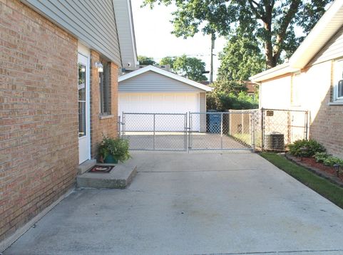 Main Photo