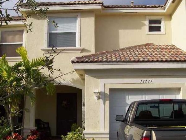 13377 Georgian Court, Wellington, FL 33414