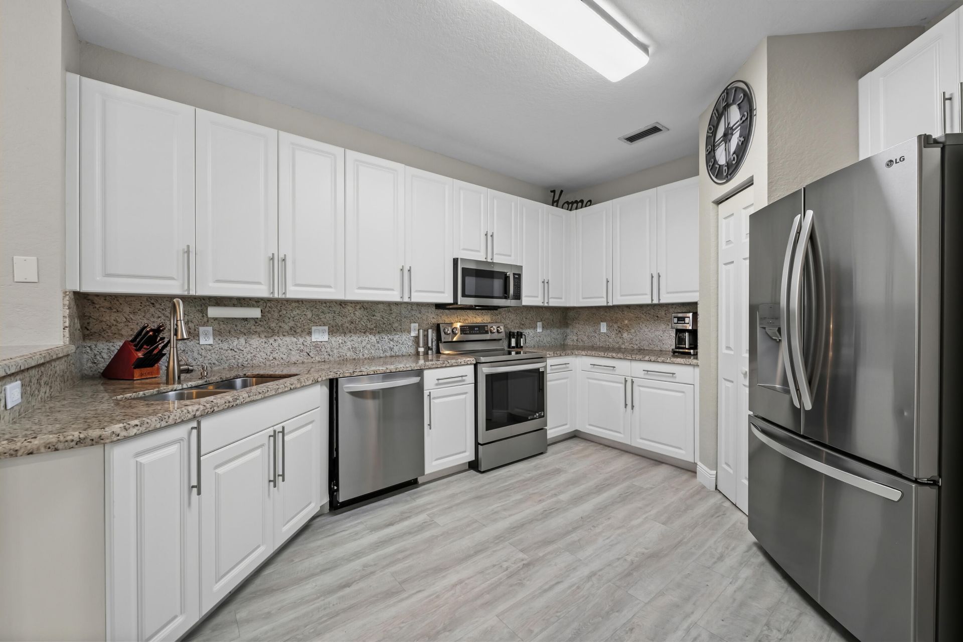 11945 NW 57th Manor, Coral Springs, FL 33076 Photo