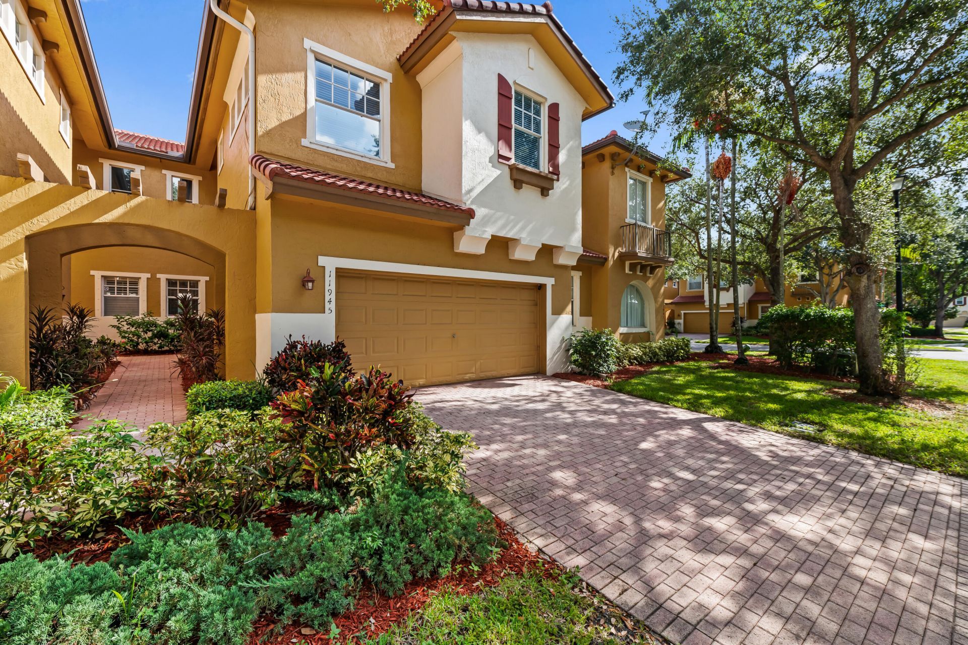 11945 NW 57th Manor, Coral Springs, FL 33076 Photo