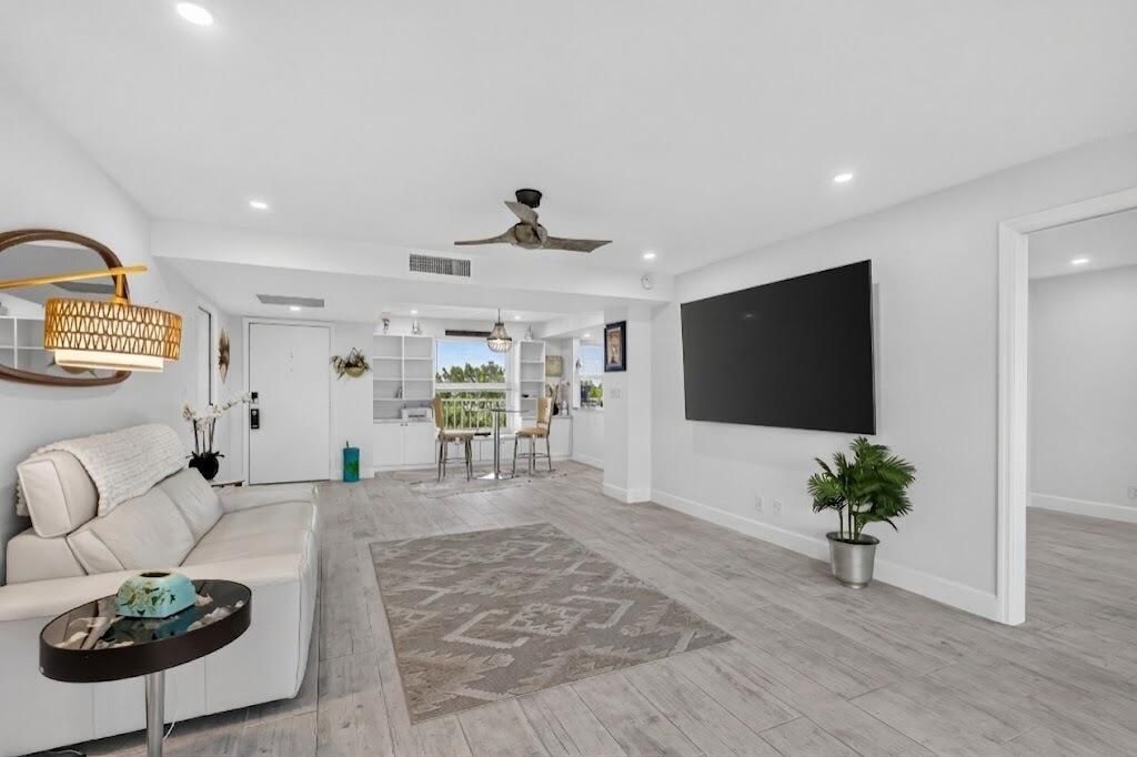 1 Harbourside Drive, Unit 3403, Delray Beach, FL 33483 Photo