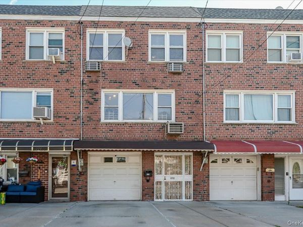 272 Brinsmade Avenue , Bronx, NY 10465