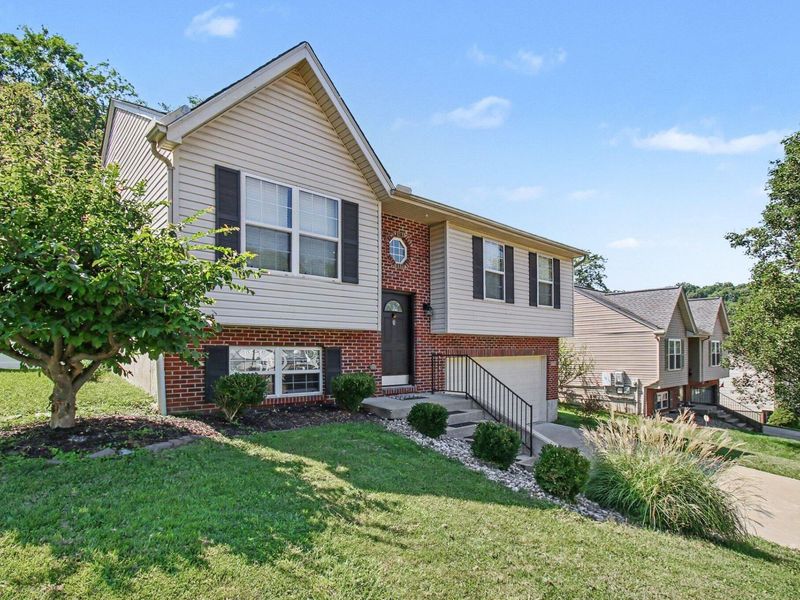 2067 Gribble Drive, Fort Mitchell, KY 41017 Photo 2