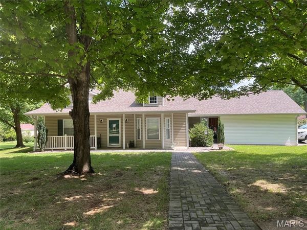 120 S Main Street , Arcadia, MO 63621