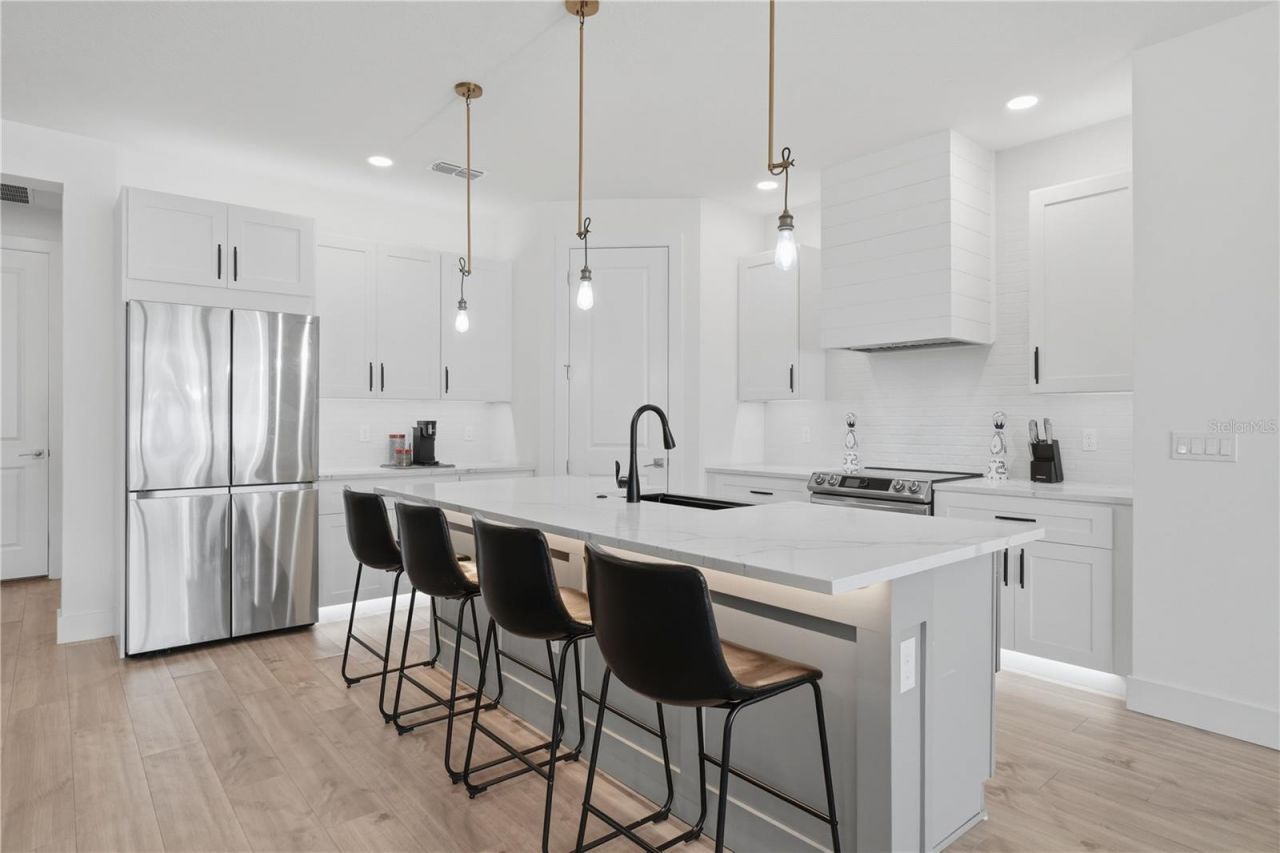 9223 Eagles Perch Place , Orlando, FL 32825 Photo