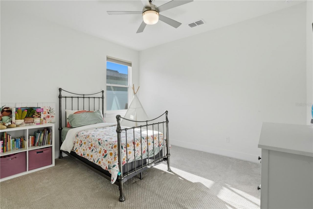 9223 Eagles Perch Place , Orlando, FL 32825 Photo