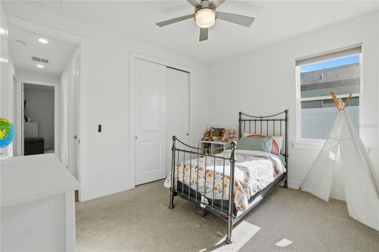 9223 Eagles Perch Place , Orlando, FL 32825 Photo