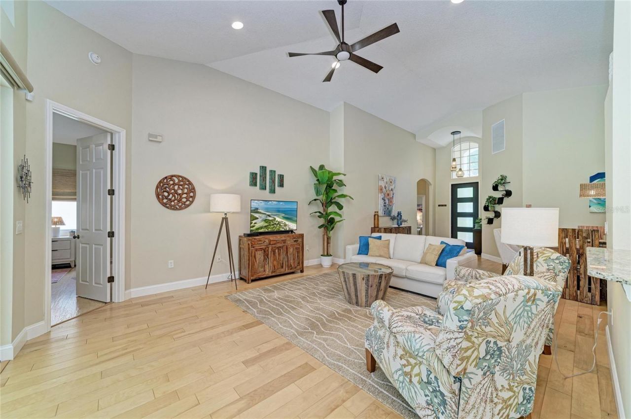 6690 Tailfeather Way , Bradenton, FL 34203 Photo