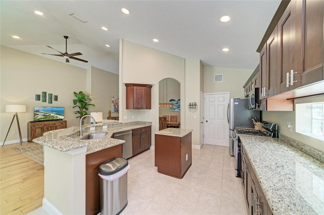 6690 Tailfeather Way , Bradenton, FL 34203 Photo