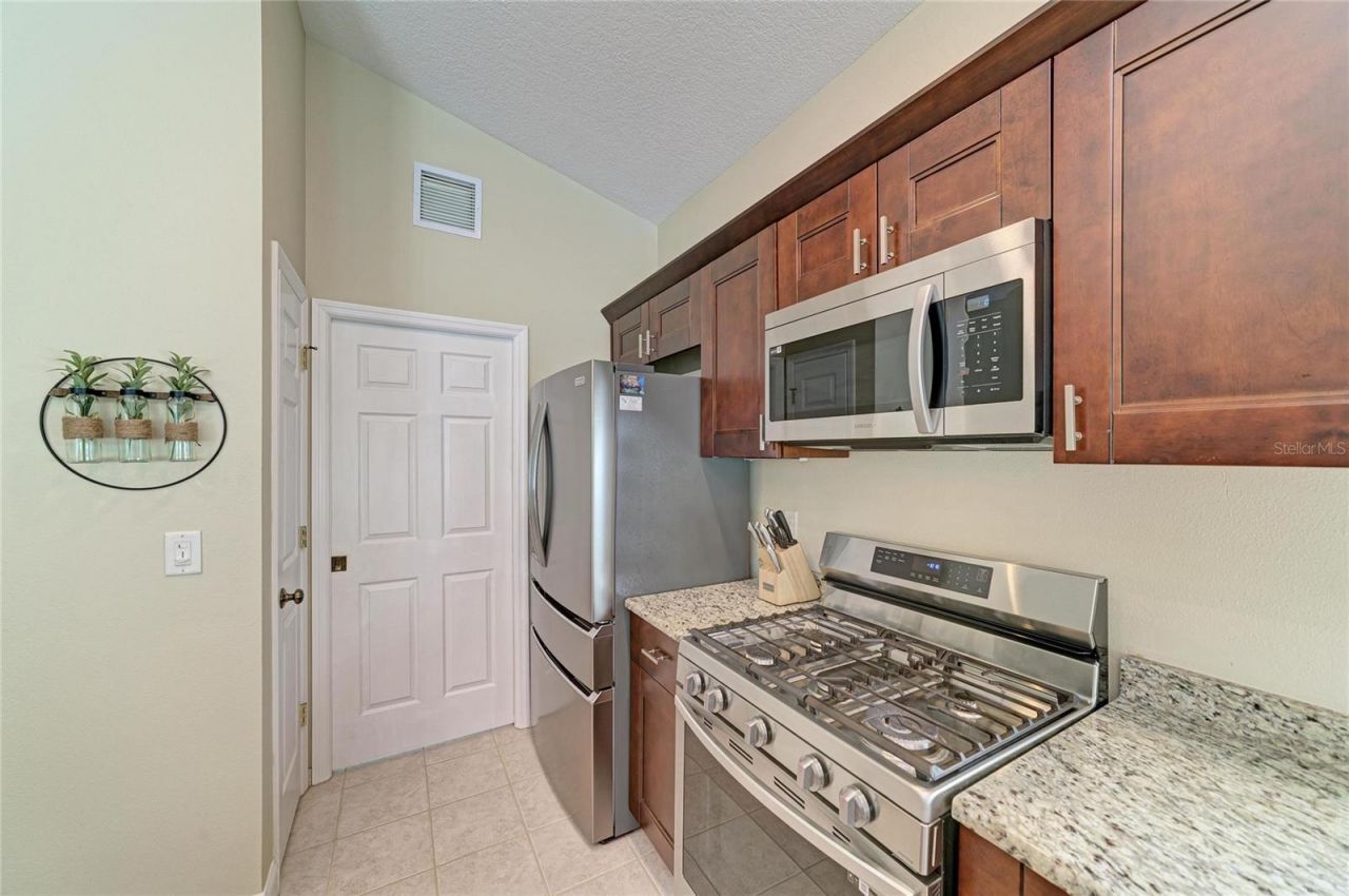 6690 Tailfeather Way , Bradenton, FL 34203 Photo