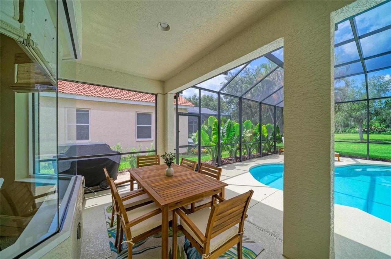 6690 Tailfeather Way , Bradenton, FL 34203 Photo