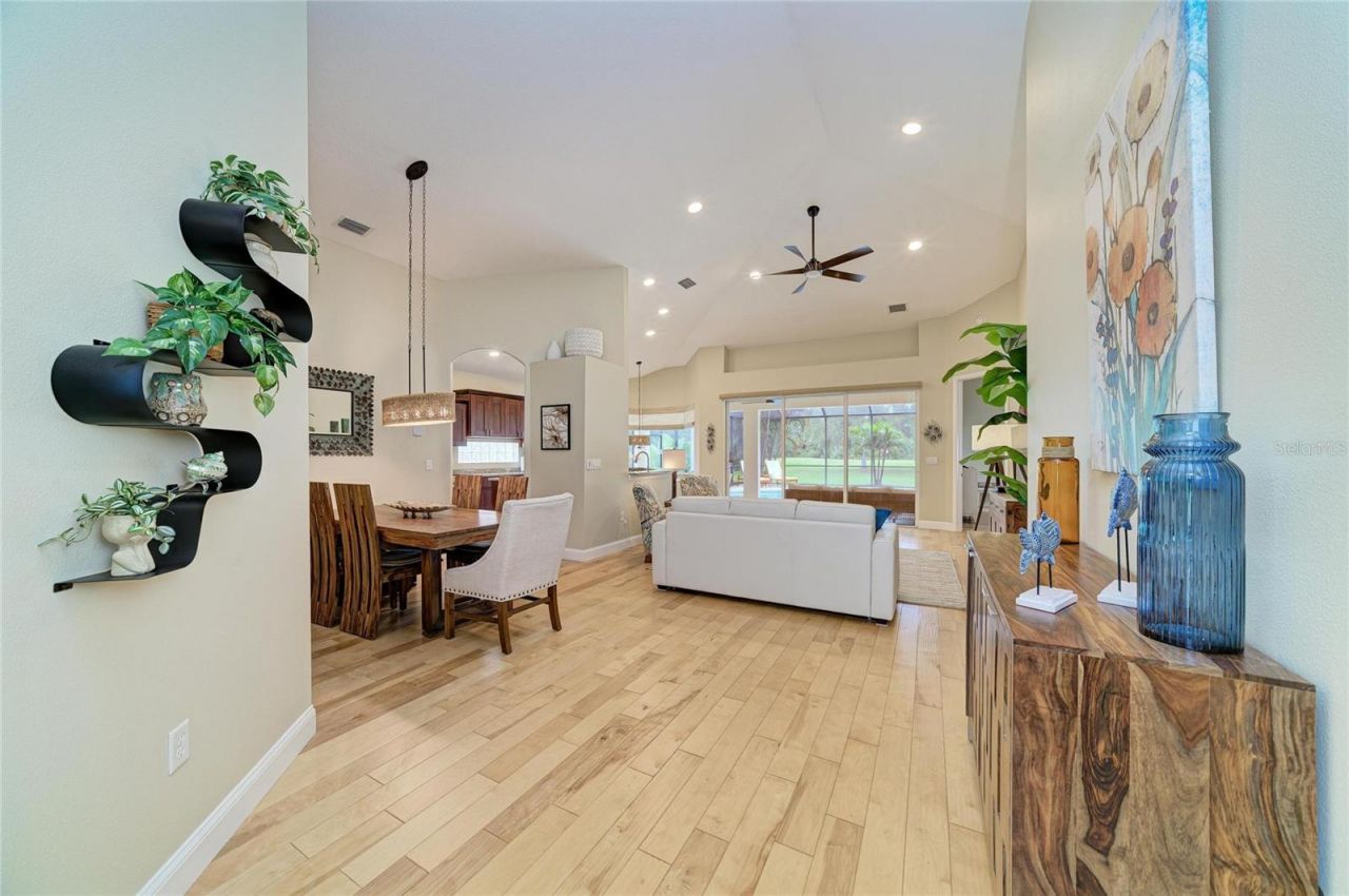 6690 Tailfeather Way , Bradenton, FL 34203 Photo