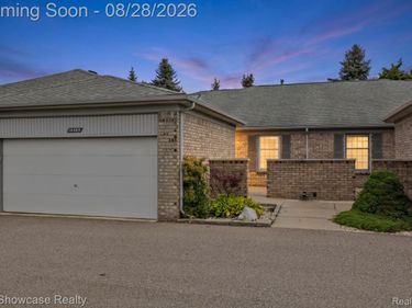 14465 Foy Creek Court, Shelby Township, Mi 48315