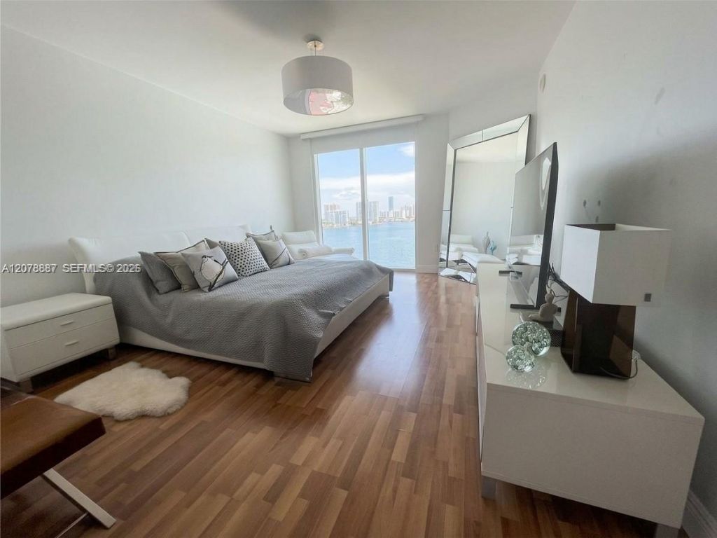 3301 NE 183rd St, Unit 1105, Aventura, FL 33160 Photo
