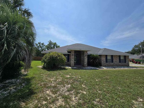 2052 Alfred Blvd, Navarre, FL 32566