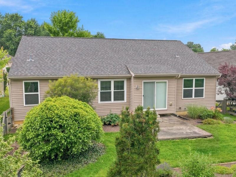 7630 Sandstone Trail, Hamilton Township, OH 45039 Photo 33