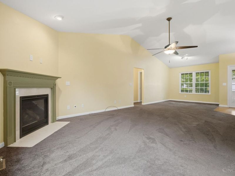 7630 Sandstone Trail, Hamilton Township, OH 45039 Photo 6