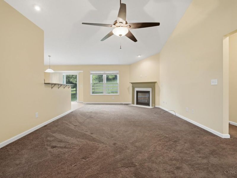 7630 Sandstone Trail, Hamilton Township, OH 45039 Photo 9