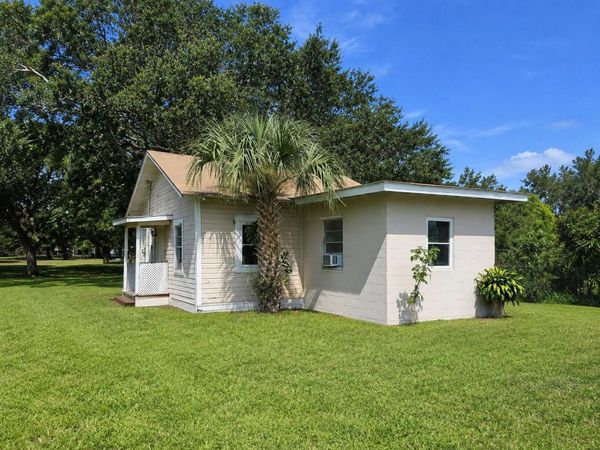 421 N 10th Street, Fort Pierce, FL 34950