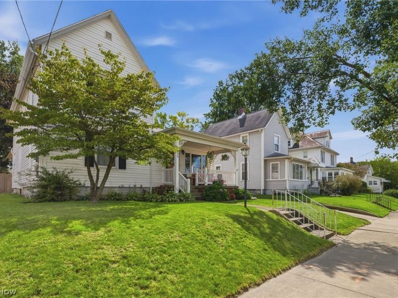 834 8th Street NE, Massillon, OH 44646 Photo 2