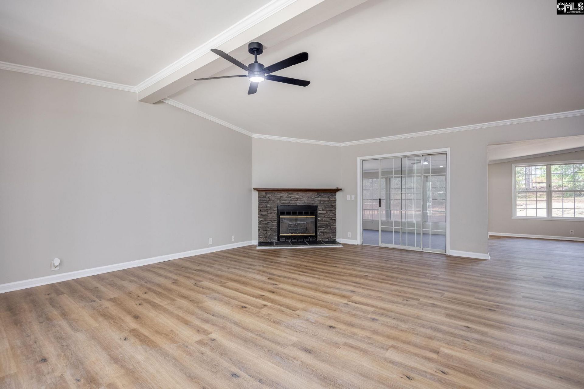 209 Sweetberry Lane Photo 15