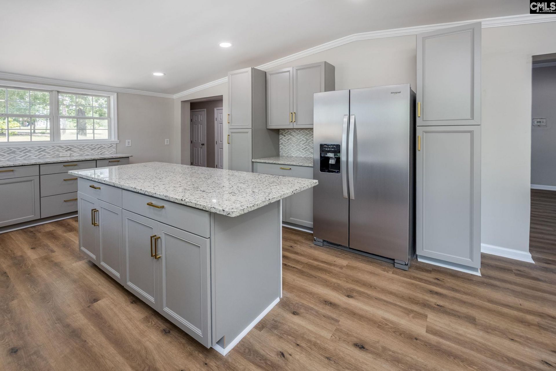 209 Sweetberry Lane Photo 36