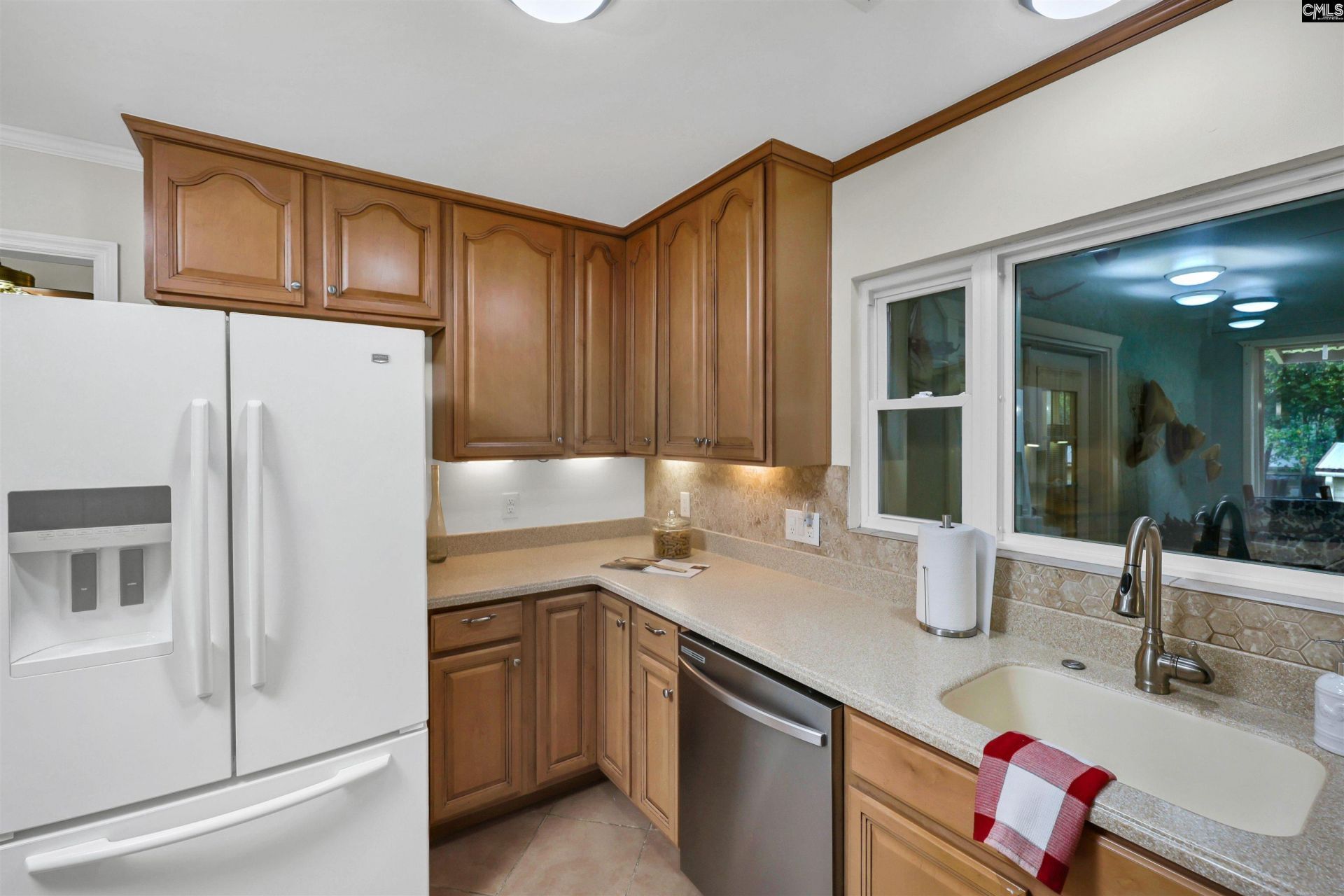 112 New Market Drive  Photo 15