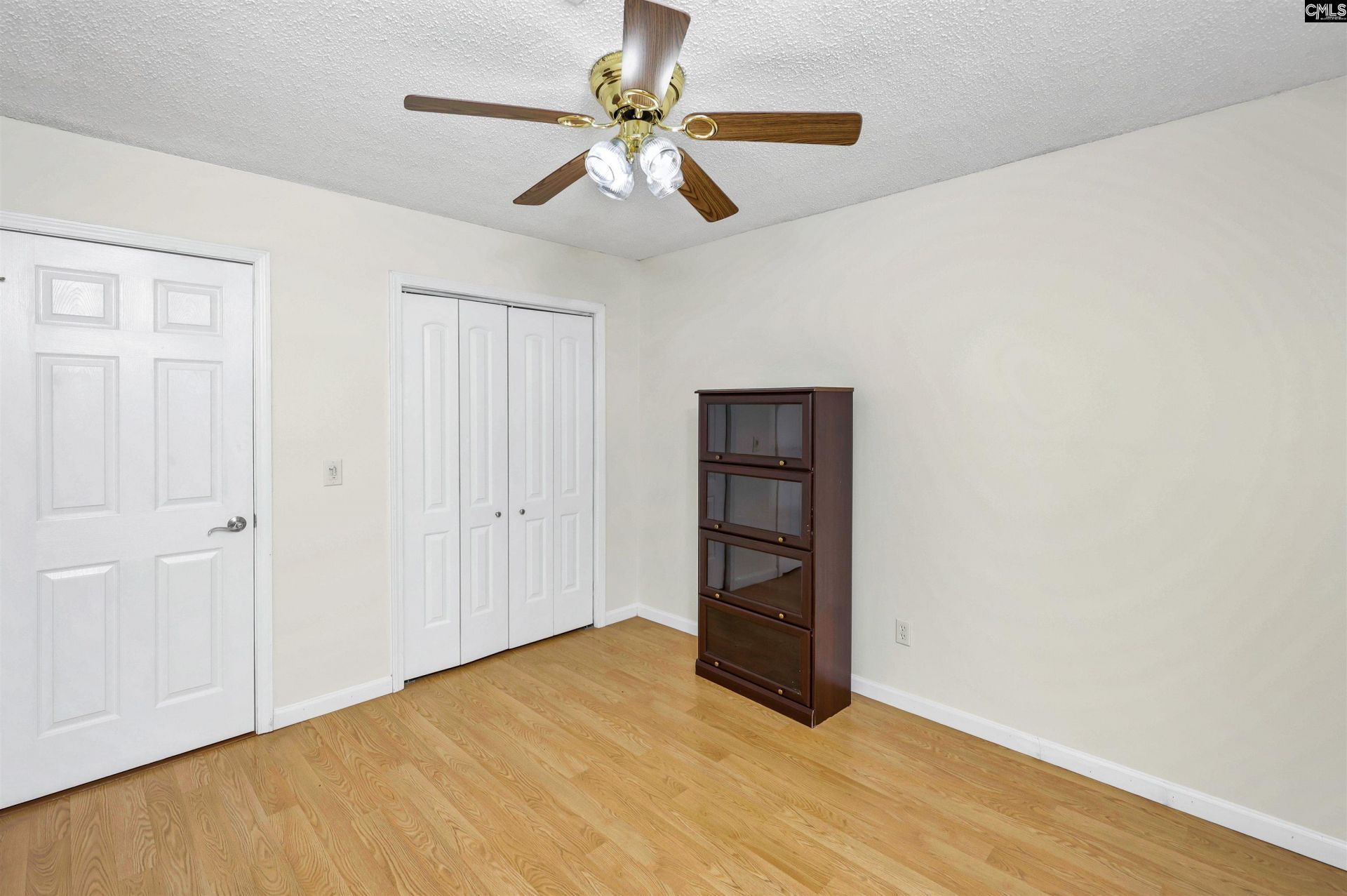 112 New Market Drive  Photo 38