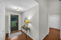 112 New Market Drive  photo 4