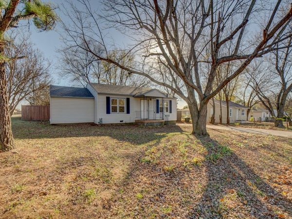200 W 44th Street , Sand Springs, OK 74063