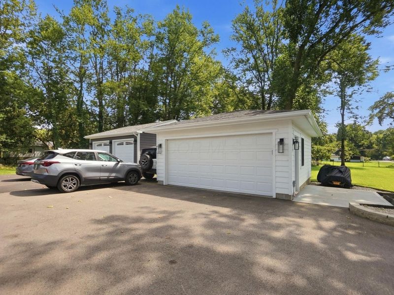 159-161 E Dublin Granville Road, Worthington, OH 43085 Photo 83