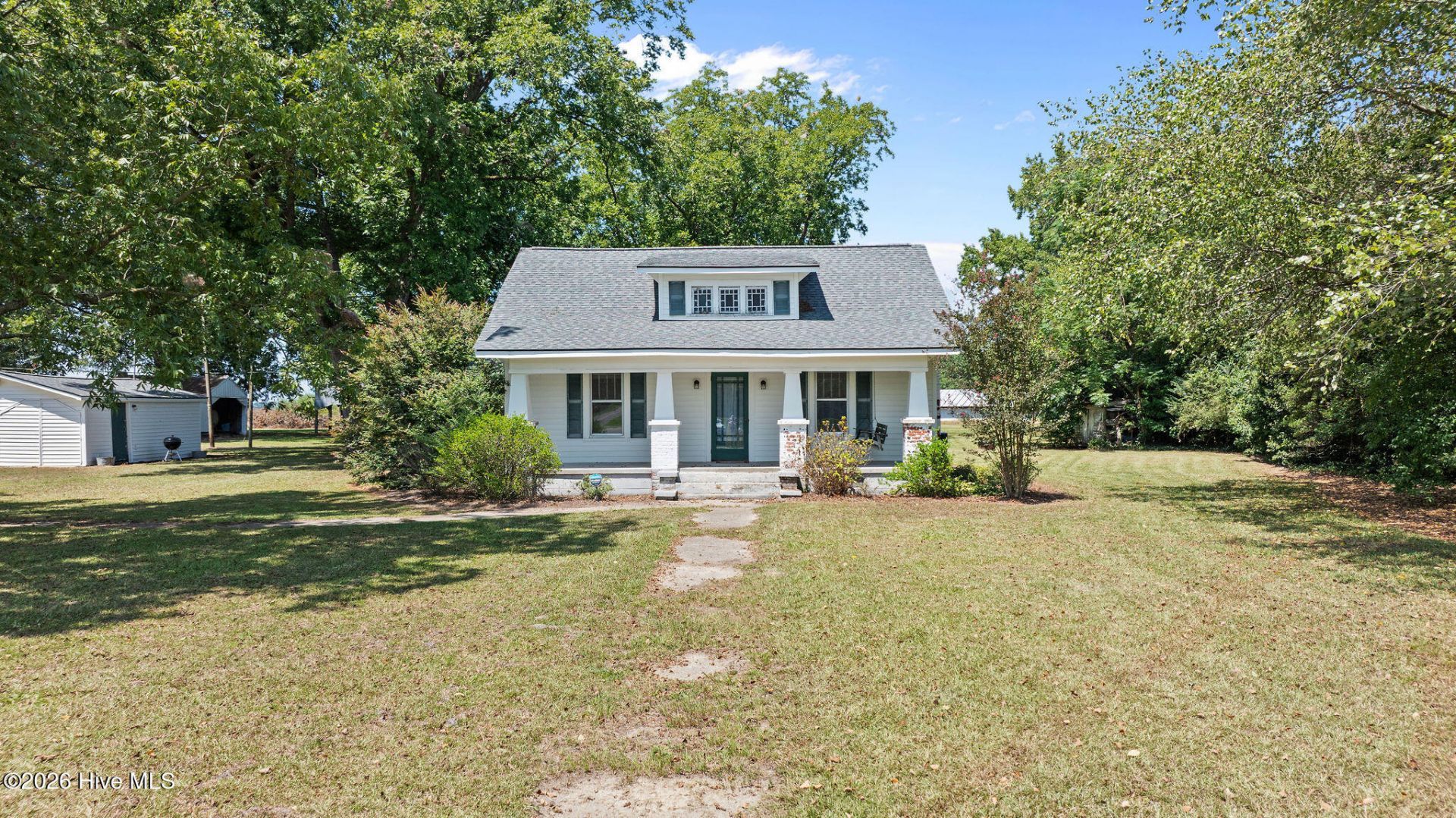 2356 Oakdale Road, La Grange, NC 28551 Main Photo