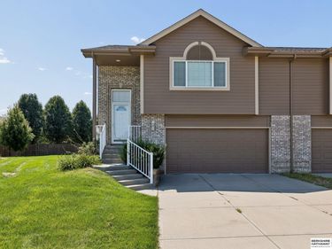 3732 S 202 Avenue, Omaha, NE 68130