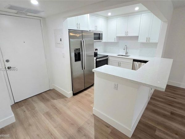 251 S Cypress Rd , Unit 135, Pompano Beach, FL 33060