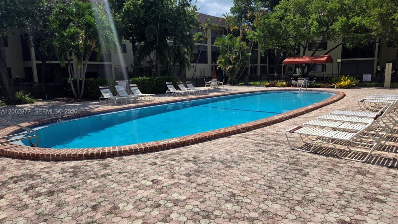 251 S Cypress Rd , Unit 135, Pompano Beach, FL 33060 Photo