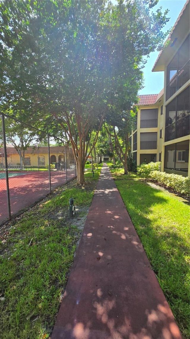 255 S Cypress Rd , Unit 307, Pompano Beach, FL 33060 Photo