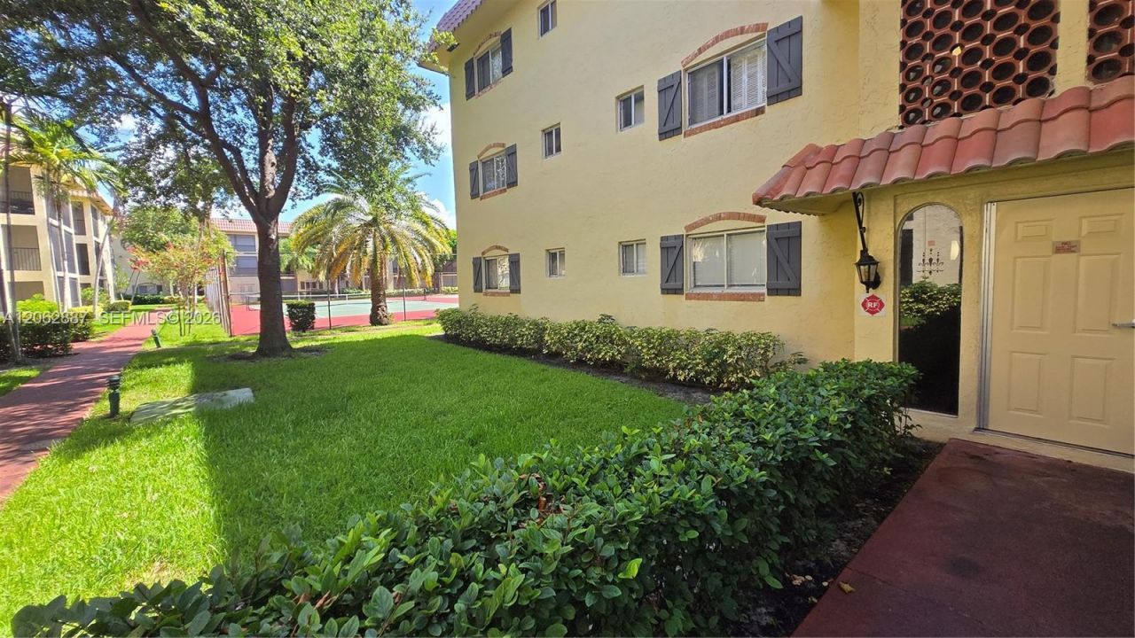 255 S Cypress Rd , Unit 307, Pompano Beach, FL 33060 Photo