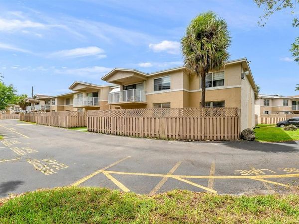 4140 NW 79th Ave , Unit 2B, Doral, FL 33166