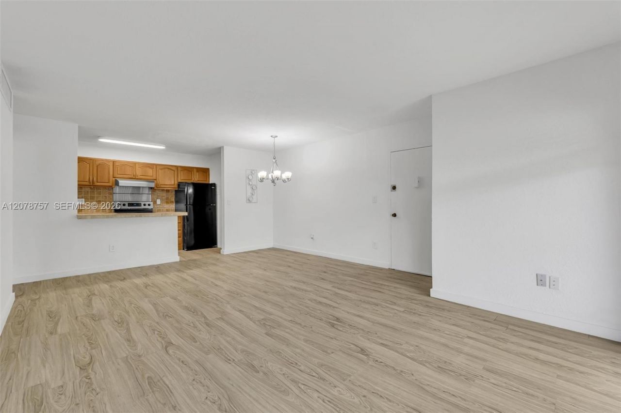 4140 NW 79th Ave, Unit 2B, Doral, FL 33166 Photo