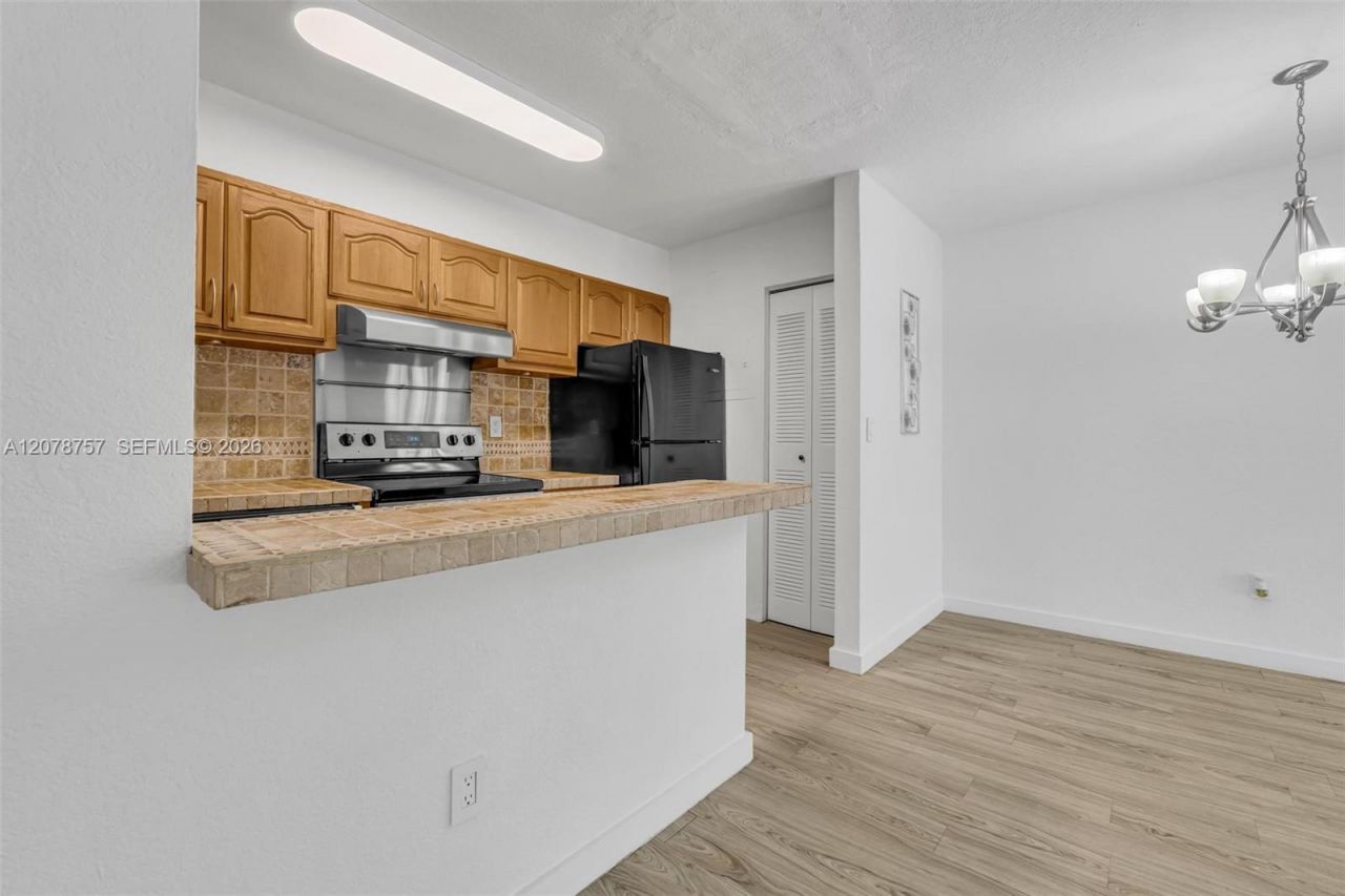 4140 NW 79th Ave, Unit 2B, Doral, FL 33166 Photo