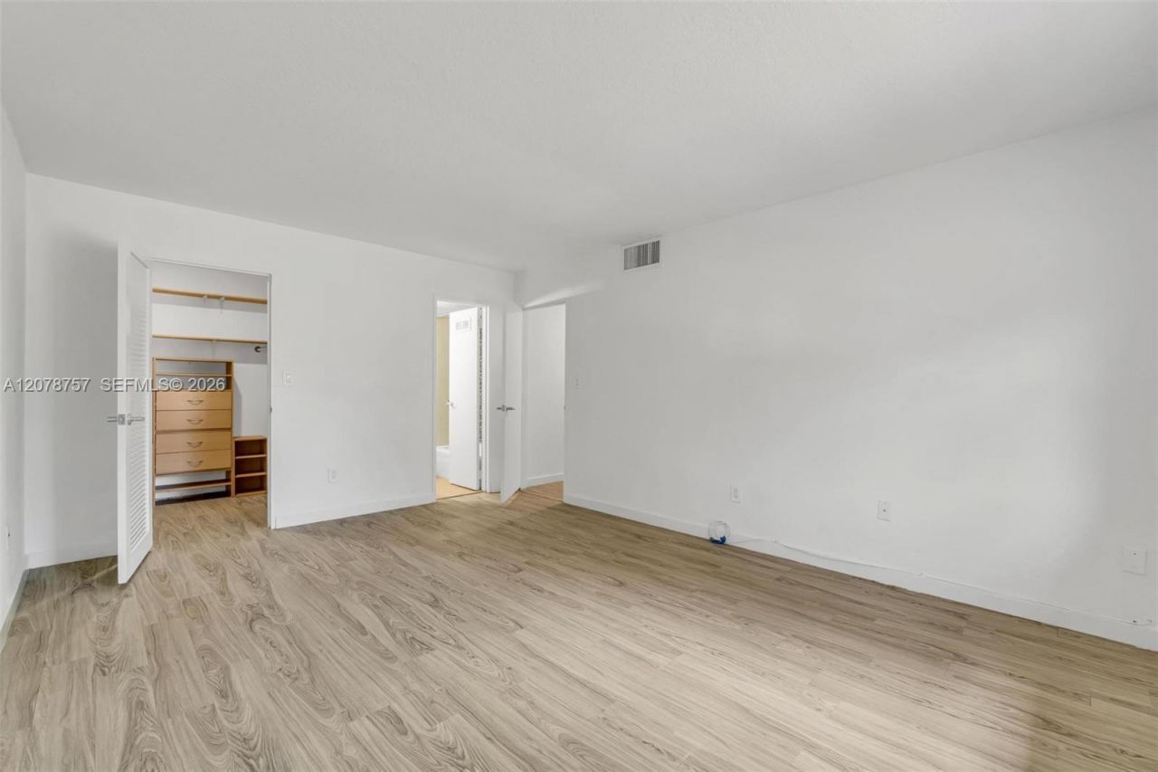 4140 NW 79th Ave, Unit 2B, Doral, FL 33166 Photo