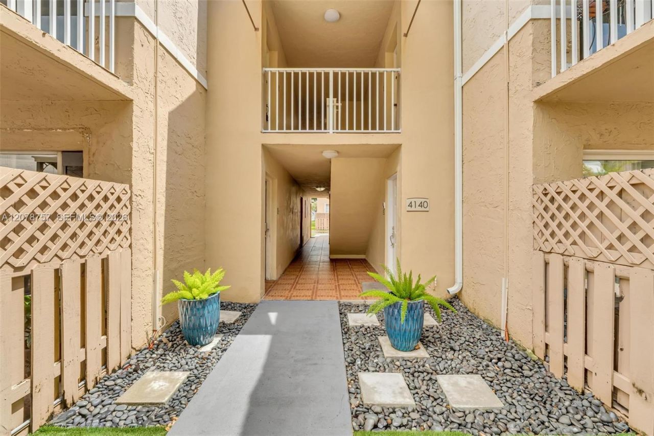 4140 NW 79th Ave, Unit 2B, Doral, FL 33166 Photo