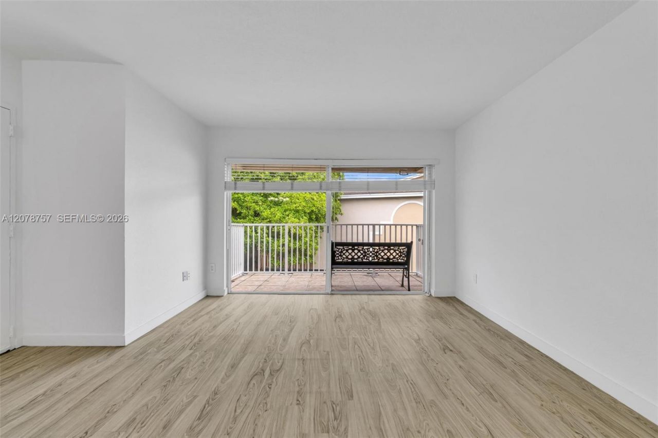 4140 NW 79th Ave, Unit 2B, Doral, FL 33166 Photo