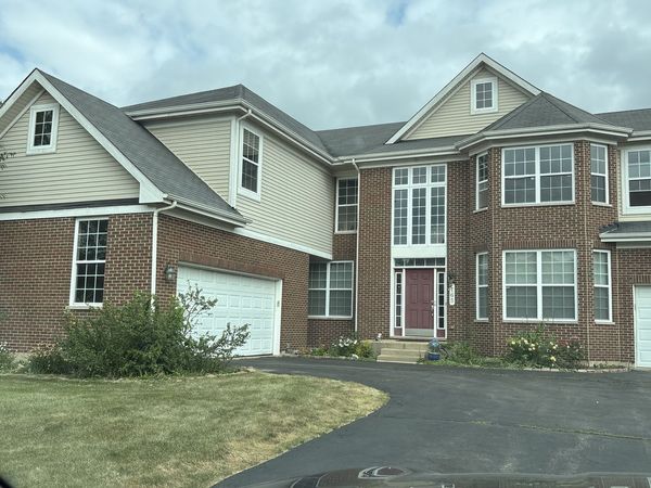 165 Sunflower Lane, Bartlett, IL 60103
