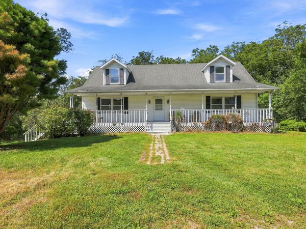 1699 Warren Avenue, Prole, IA 50211