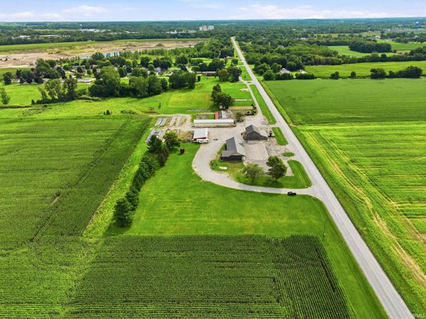 1680 Lincolnway W, Ligonier, IN 46767