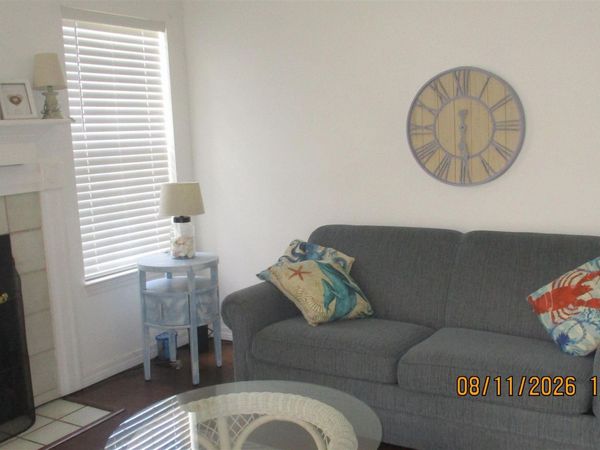 501 E Burgess Rd, Unit C FURNISHE, Pensacola, FL 32504