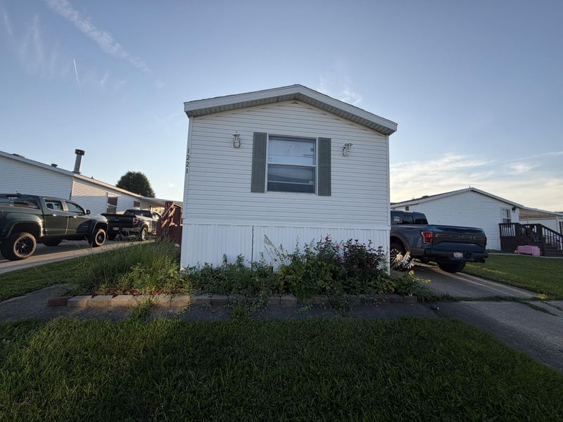 1221 Hazel Nut Lane, Sidney, OH 45365 Photo 2